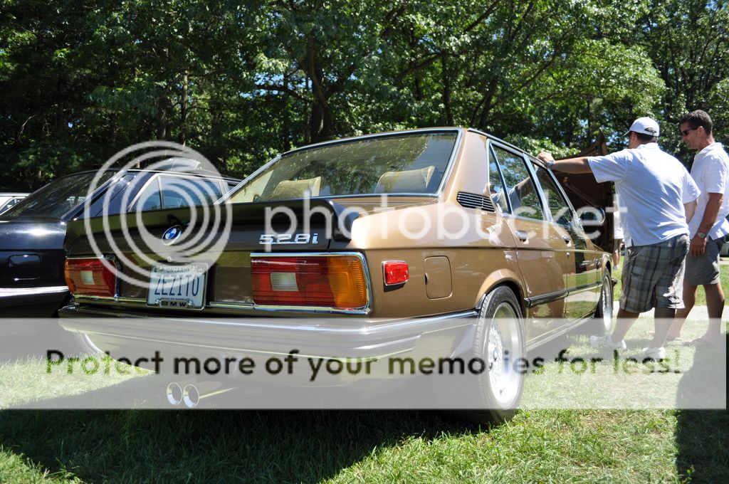 4767057538_8e79fd8cd6ReallyniceBMWe12528i_L.jpg