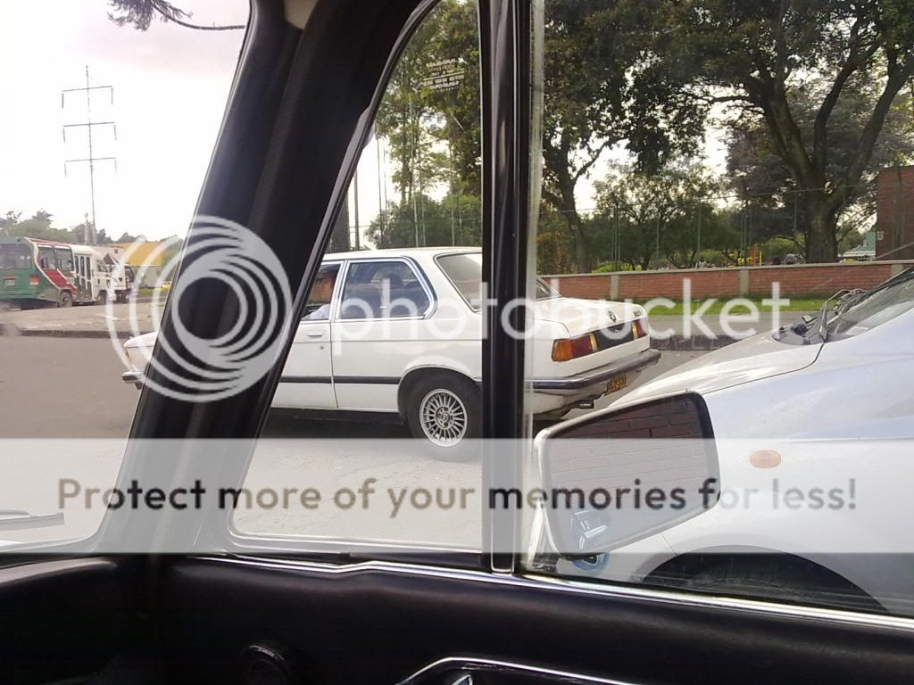 30012012897.jpg